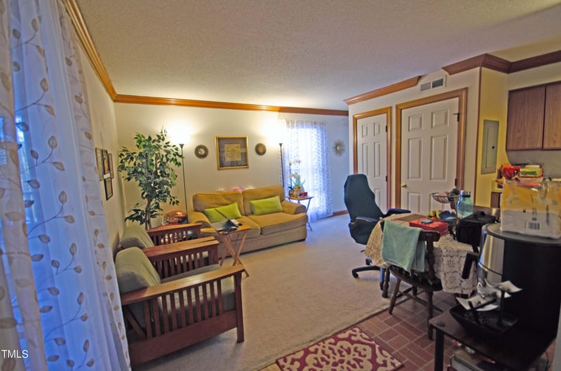 3512 Ivy Commons Dr #201, Raleigh, NC 27606