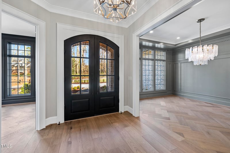 3513 Alamance Dr, Raleigh, NC 27609