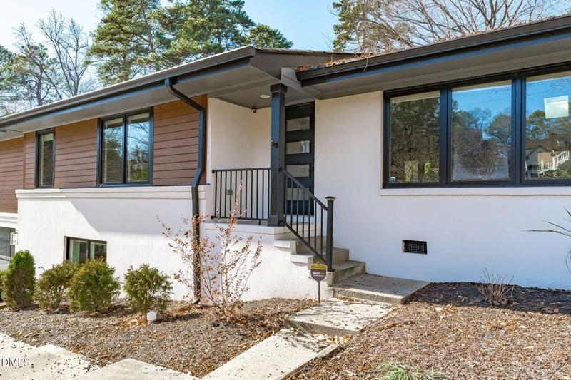 3513 Brook Dr, Raleigh, NC 27609