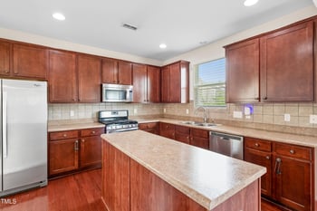 3513 Diamond Springs Dr, Raleigh, NC 27610