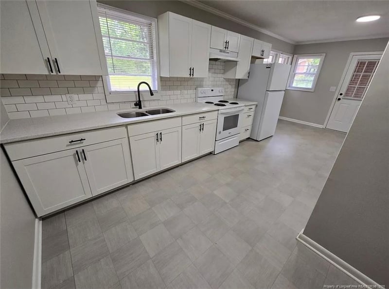 3513 Greenwood Dr, Fayetteville, NC 28311
