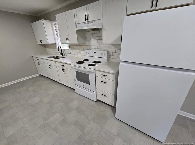3513 Greenwood Dr, Fayetteville, NC 28311
