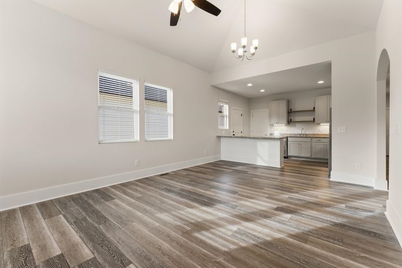 3513 Skycrest Dr, Raleigh, NC 27604