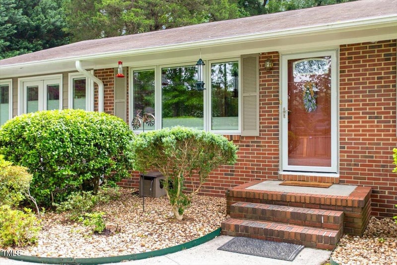 3515 Luna Ln, Durham, NC 27705