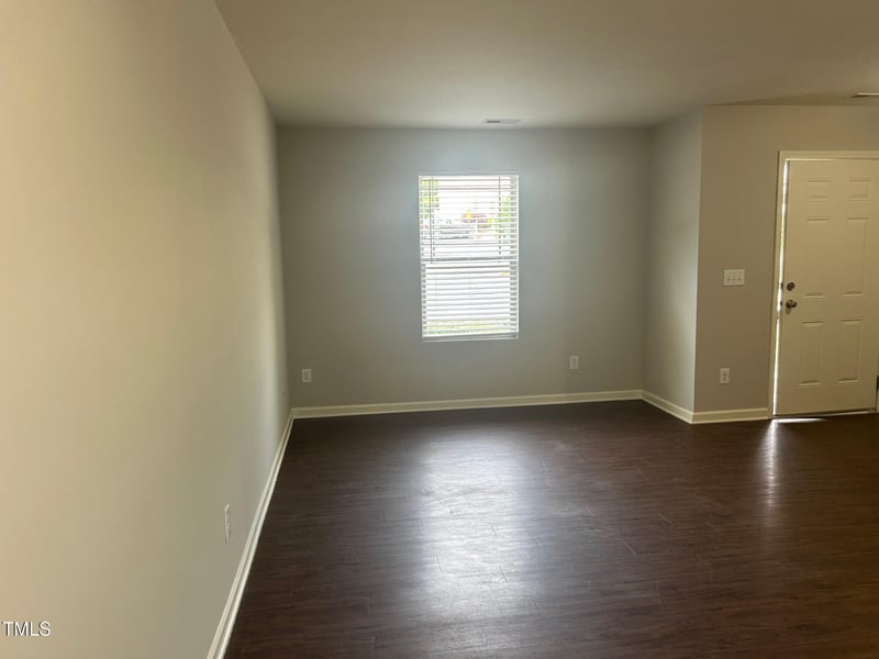 3515 Midway Island Ct, Raleigh, NC 27610