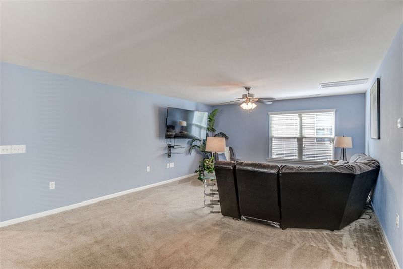 3516 Althorp Dr, Raleigh, NC 27616