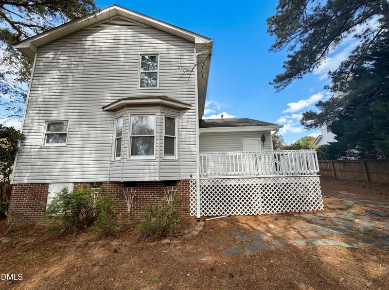 3516 Gables Dr, Fayetteville, NC 28311