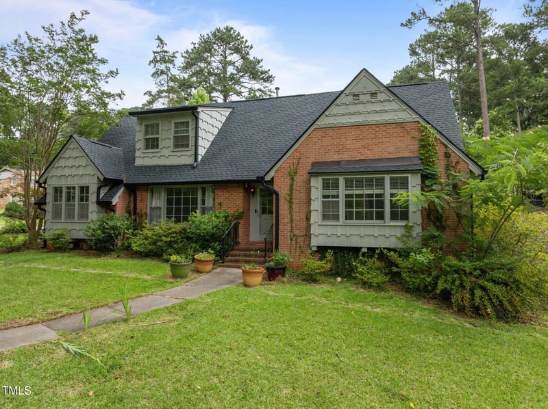 3516 Swift Dr, Raleigh, NC 27606