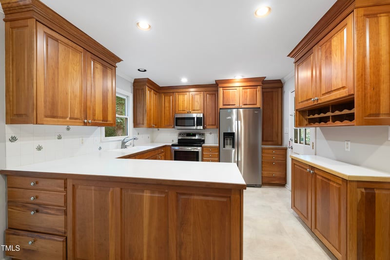 3517 Eden Croft Dr, Raleigh, NC 27612