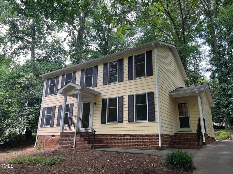 3517 Eden Croft Dr, Raleigh, NC 27612