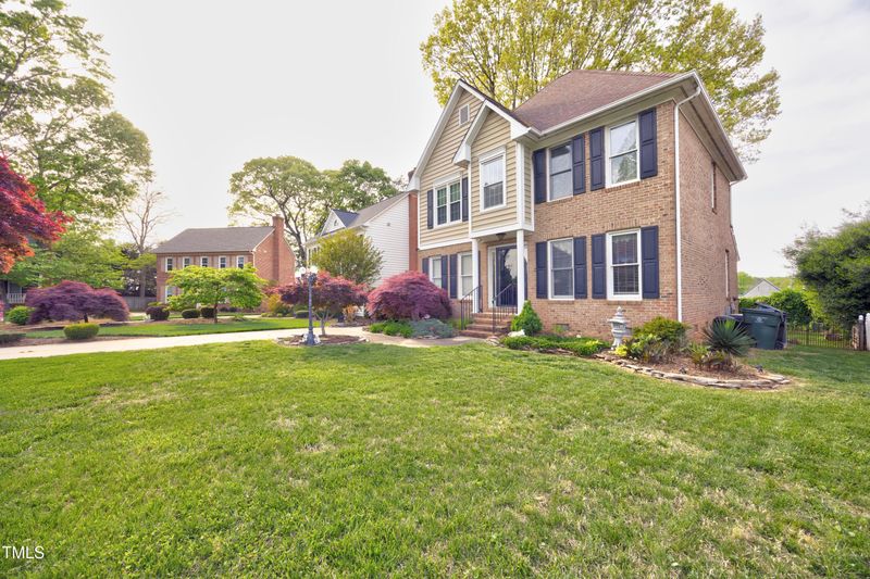 3517 Elk St, Burlington, NC 27215