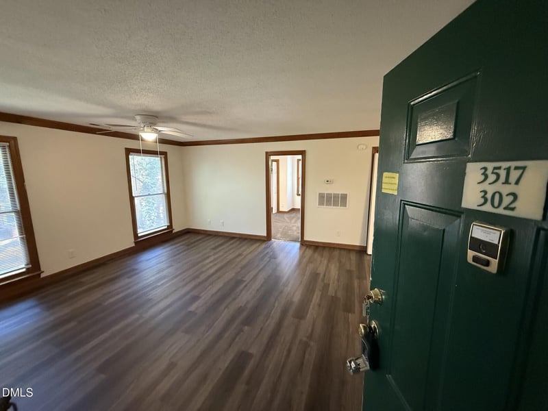 3517 Ivy Commons Dr #302, Raleigh, NC 27606