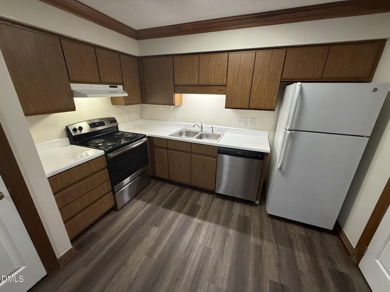 3517 Ivy Commons Dr #302, Raleigh, NC 27606