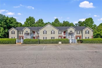 352 Bubble Creek Ct, Fayetteville, NC 28311
