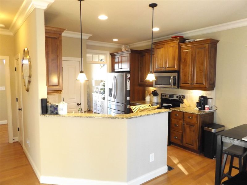 352 Duchart Ln, Fuquay Varina, NC 27526