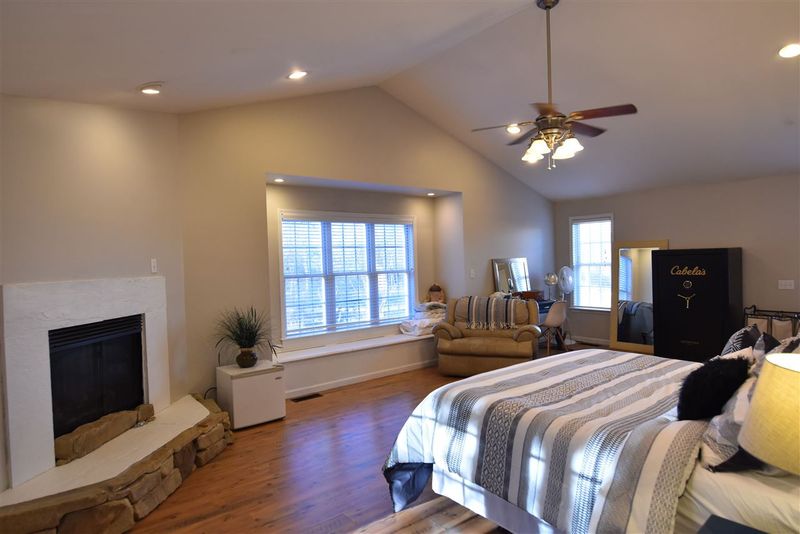 352 N Pleasant Coates Rd, Benson, NC 27504