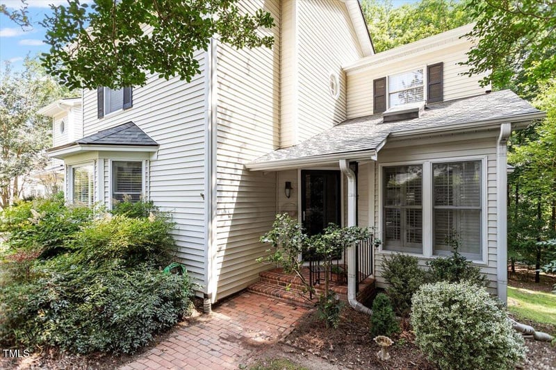 352 Weymouth Close, Pittsboro, NC 27312