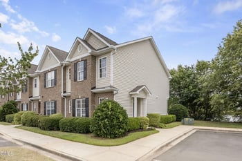 352 E Willhaven Dr, Fuquay Varina, NC 27526