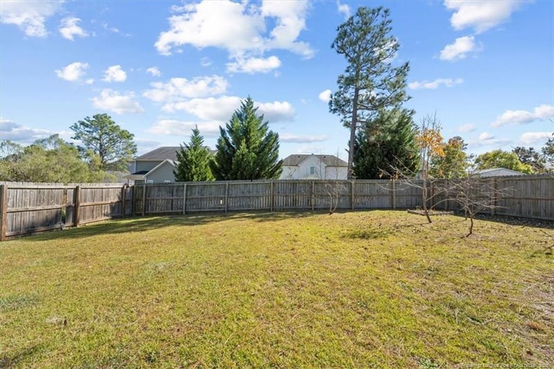 352 Wood Point Dr, Lillington, NC 27546