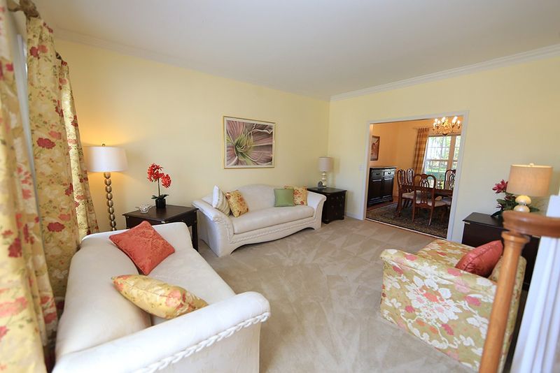 3520 Dewing Dr, Raleigh, NC 27616