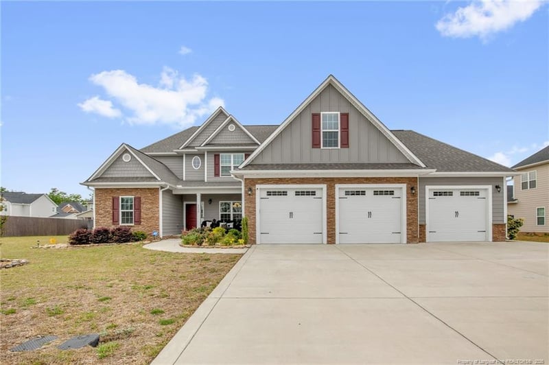 3520 Glencastle Ln, Fayetteville, NC 28306