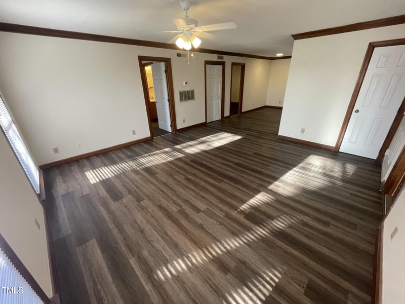 3520 Ivy Commons Dr #302, Raleigh, NC 27606