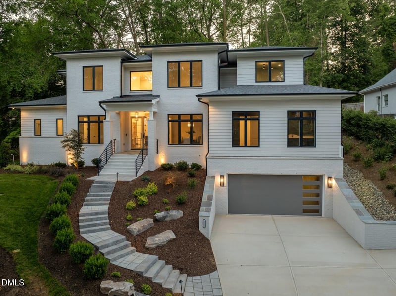 3521 Brook Dr, Raleigh, NC 27609