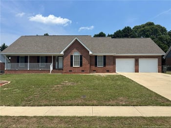3521 Harrisburg Dr, Fayetteville, NC 28306
