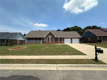 3521 Harrisburg Dr, Fayetteville, NC 28306