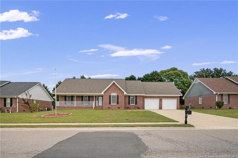 3521 Harrisburg Dr, Fayetteville, NC 28306