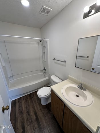 3521 Ivy Commons Dr #102, Raleigh, NC 27606