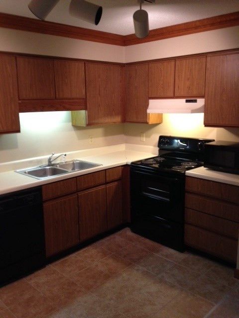 3522 Ivy Commons Dr W #202, Raleigh, NC 27606