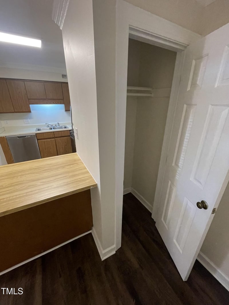 3522 Ivy Commons Dr, Raleigh, NC 27606