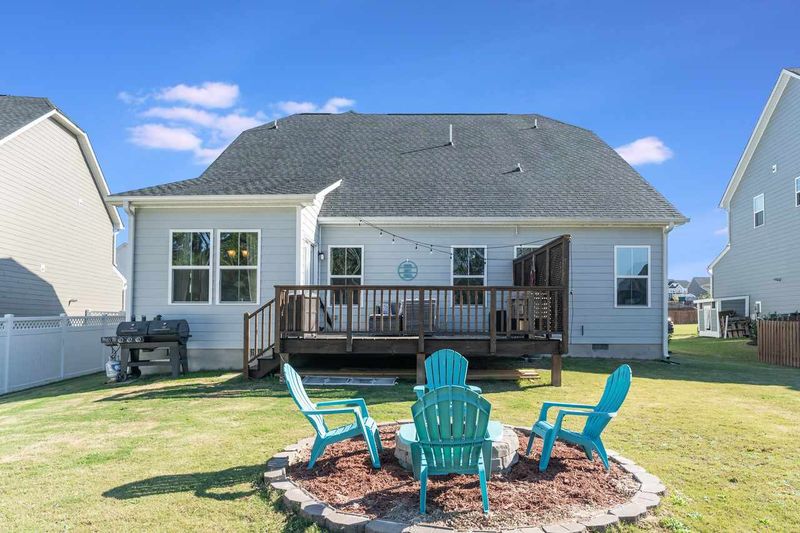 3522 Johnson Grant Dr, New Hill, NC 27562