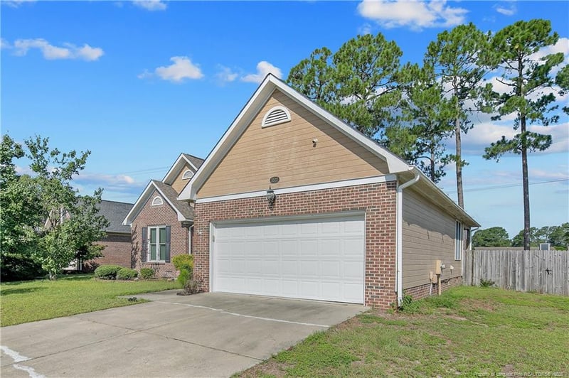 3522 Rittenour Dr, Hope Mills, NC 28348