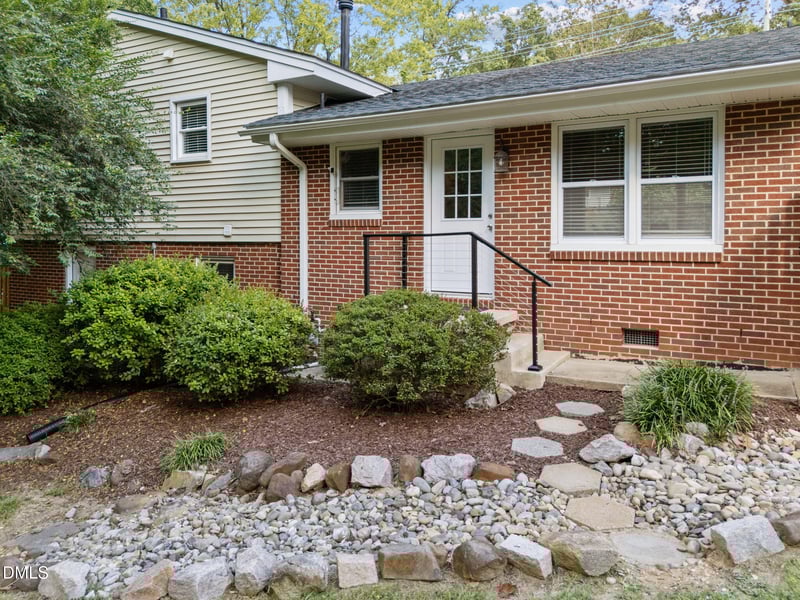 3523 Brentwood Rd, Raleigh, NC 27604