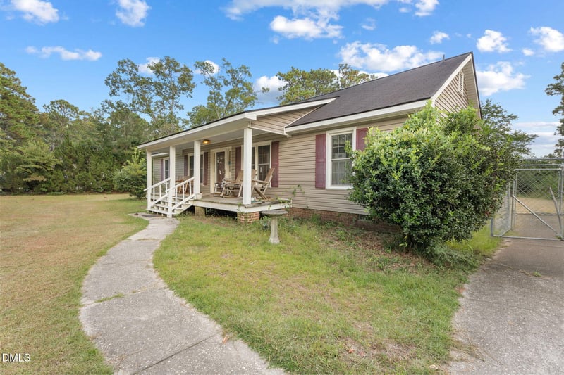 3523 Farm Circle Rd, Fayetteville, NC 28306