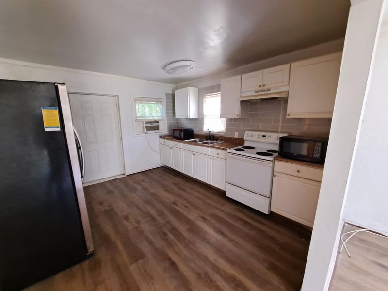 3524 Dearborn Dr, Durham, NC 27704