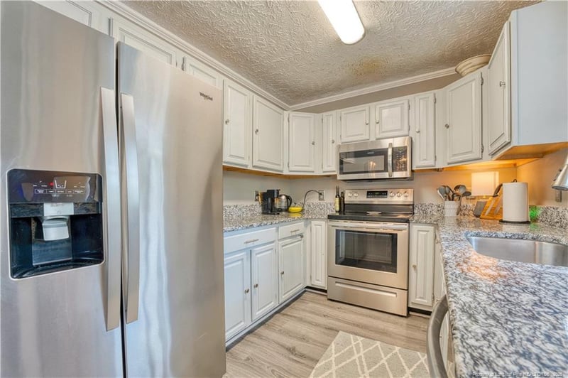 3524 Gables Dr, Fayetteville, NC 28311