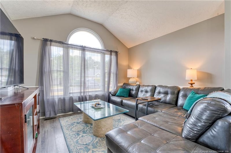 3524 Gables Dr, Fayetteville, NC 28311
