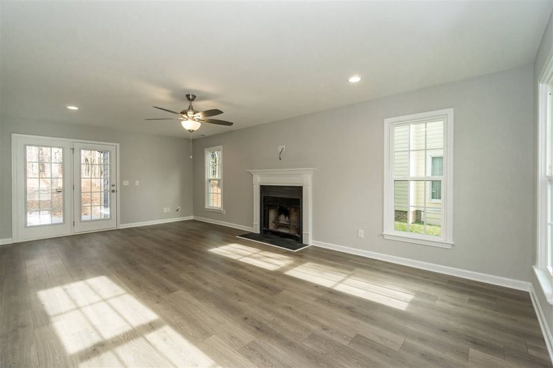 3525 Dechart Ln, Raleigh, NC 27616