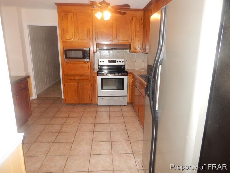 3525 Golfview, Hope Mills, NC 28348