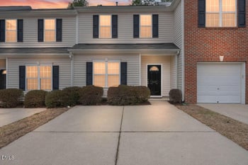 3525 Londonville Ln, Raleigh, NC 27604