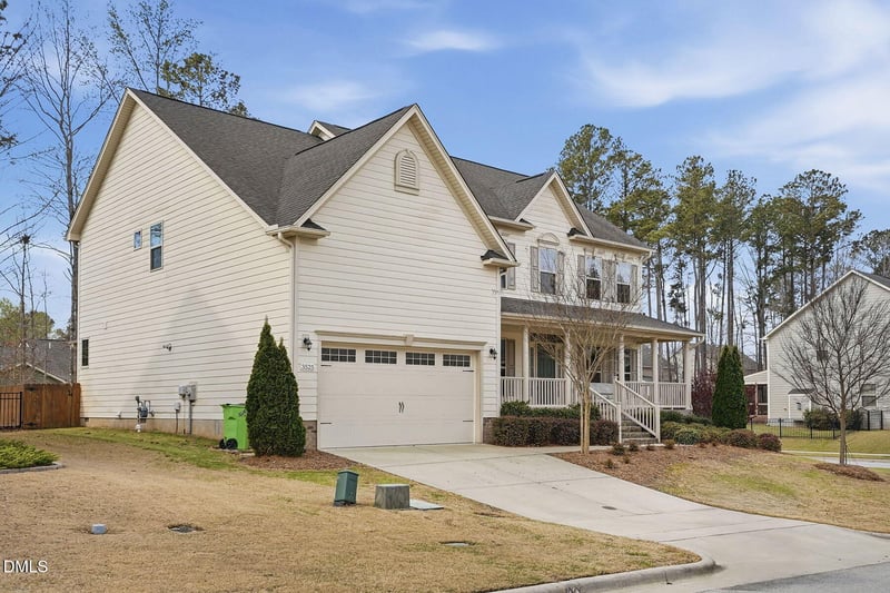 3525 Regent Pines Dr, New Hill, NC 27562