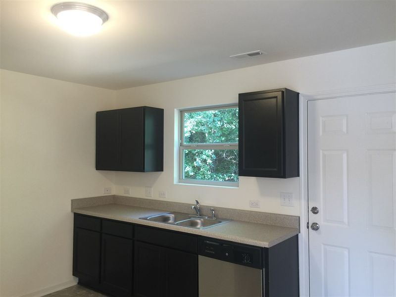 3526 Midway Island Ct, Raleigh, NC 27610