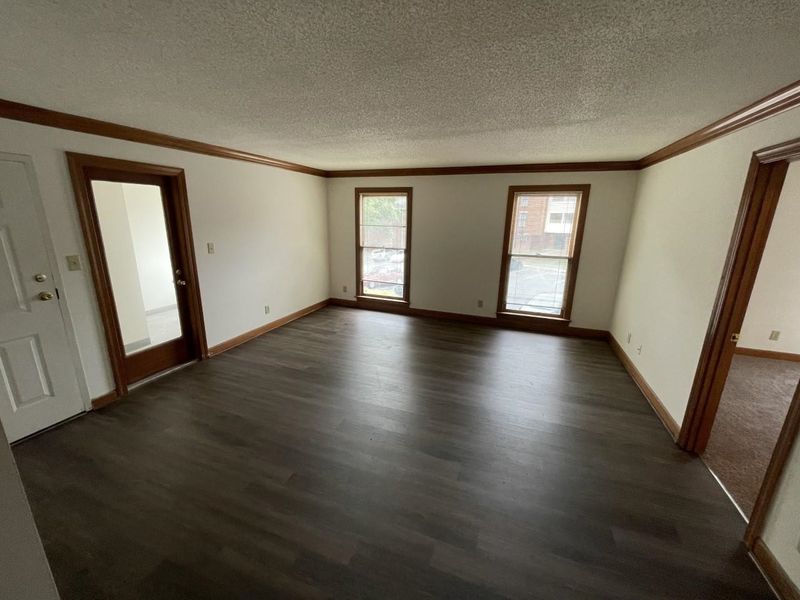 3527 Ivy Commons Dr #202, Raleigh, NC 27606