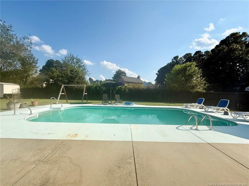 3527 Standard Dr, Fayetteville, NC 28306