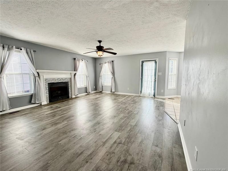 3527 Standard Dr, Fayetteville, NC 28306