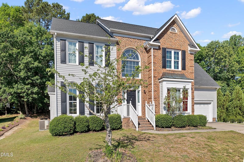 3528 Dewing Dr, Raleigh, NC 27616