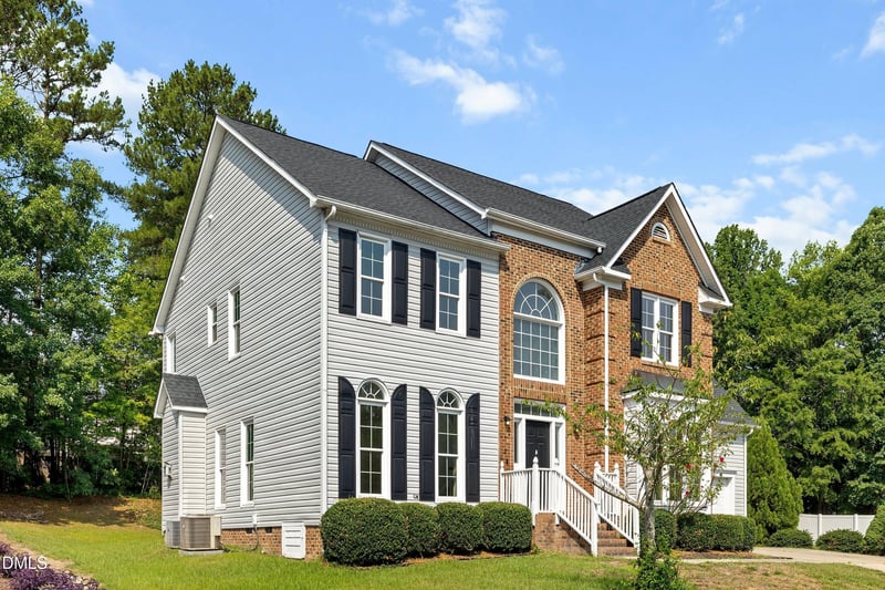 3528 Dewing Dr, Raleigh, NC 27616